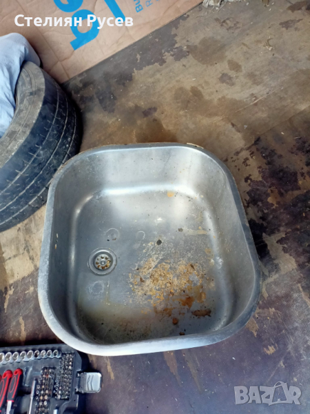 мивка  от неръждавейка -цена 20лв   здрава    0899293916 VIBER за въпросите Ви Стелиян / Силистра, снимка 1