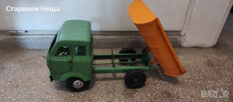  РЕДКАЖ стар метален камион СИМ  стар руски камион ламаринен камион стари руски  играчки , снимка 1