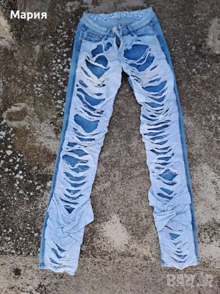 Дънки накъсани размер 26/ 27, снимка 1