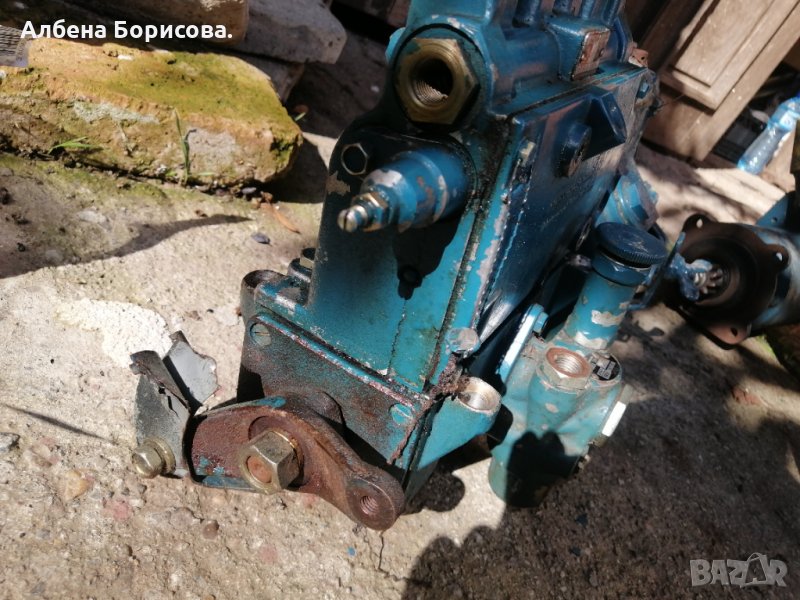 Стартер и нафтова помпа за IFA, снимка 1