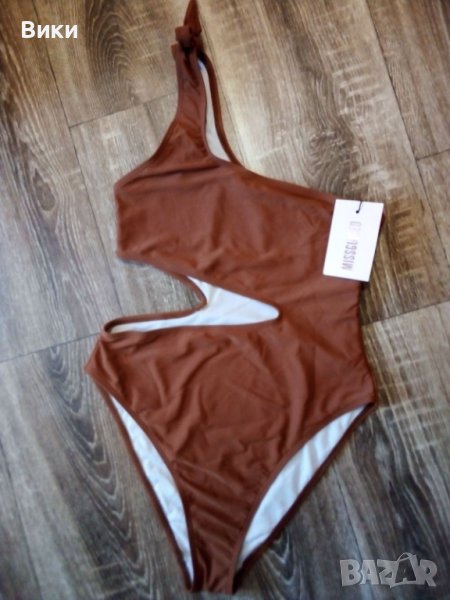 Дамски цял бански, снимка 1