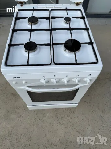 Готварска газова печка Privileg, снимка 2 - Печки, фурни - 50166308