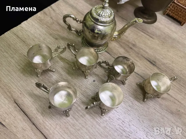 Посребрен сервиз 