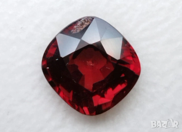 Рядък червен шпинел в голям размер - 3.35кт.! GIA сертификат! Нов! , снимка 12 - Други - 53280538