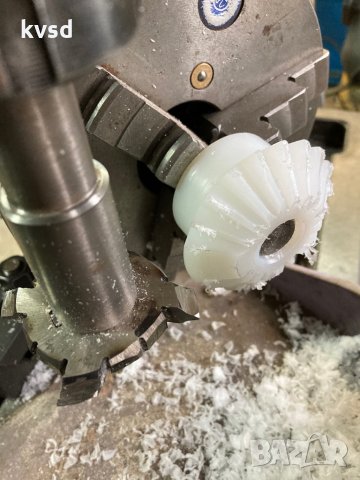 Металообработващи услуги, снимка 8 - Стругарски услуги - 34958499