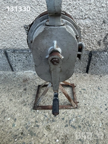 Продавам военна ръчна сирена бойна тревога , снимка 5 - Други - 48826568