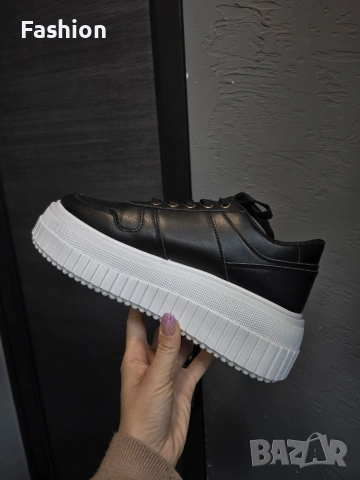 Нови жестоки дамски черни кожени сникърси / маратонки., снимка 3 - Други - 53870803