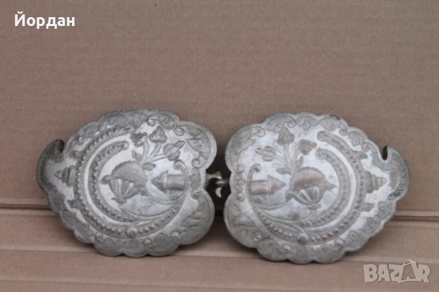 Сребърна възрожденска пафта