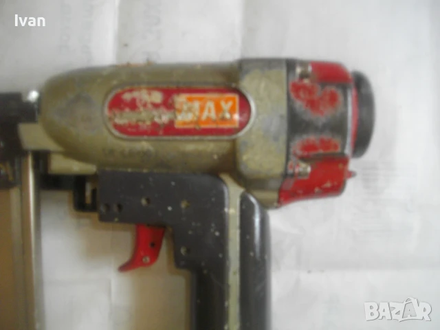 MAX ПНЕВМАТИЧЕН ТАКЕР ЗА ПИРОНИ ДО 50мм ПРОФЕСИОНАЛЕН С ДУРАЛУМИНИЙ ПЪЛНИТЕЛ, снимка 6 - Други инструменти - 51010654