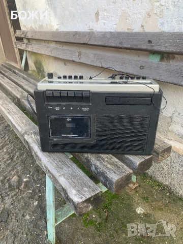 Винтидж радио-касетофон Telefunken – напълно работещ