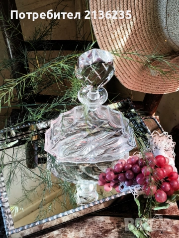 Кристална гарафа Бохемия, снимка 12 - Антикварни и старинни предмети - 51706658