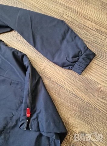 Страхотна мъжка ветровка яке HUGOСтрахотна мъжка ветровка яке HUGO BOSS 
размери M L 2XL 
 , снимка 6 - Якета - 51462050