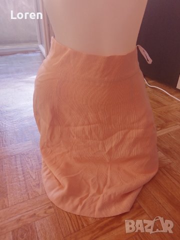 Дамска пола в прасковен цвят на бели раета, снимка 4 - Поли - 41360878
