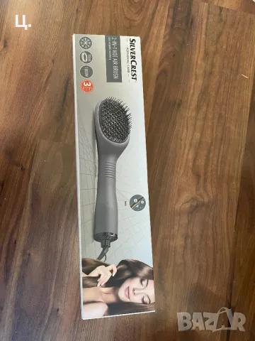 Четка за коса с топъл въздух