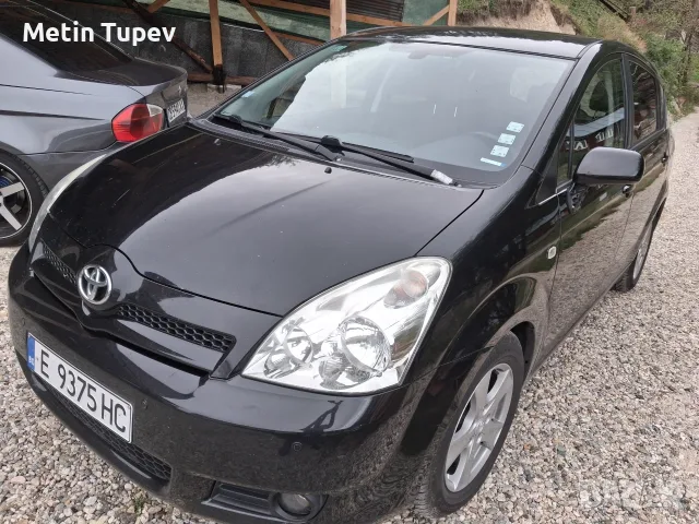 Тойота Корола Версо, снимка 7 - Автомобили и джипове - 56227359