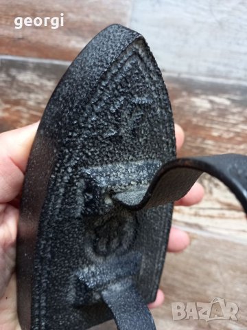 Стара немска  ютия, снимка 4 - Антикварни и старинни предмети - 39003913