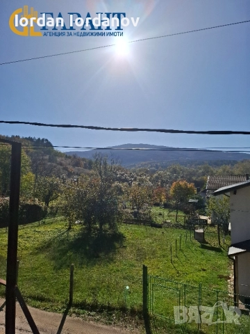 Продава се парцел с къща в с. Горна Диканя , снимка 8 - Къщи - 52317004