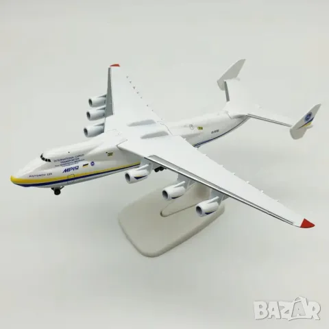 AN-225 Antonov най-големия самолет в света модел макет товарен колекционерски