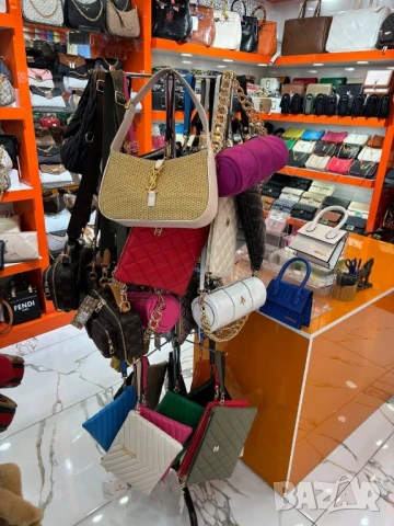 чанти chanel guess gucci the tote bag marc jacobs fendi ysl saint laurent hermes guess, снимка 14 - Чанти - 51387966