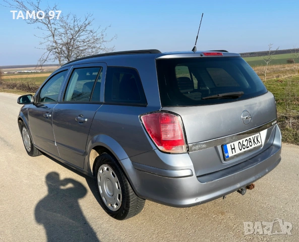 Opel Astra 1.7 CDTi 100hp, снимка 8 - Автомобили и джипове - 53818315