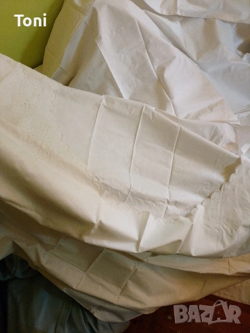 Спален комплект от бродерия и памук за 2 юргана и една възглавница цена по договаряне 
