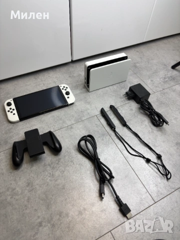 Конзола Nintendo Switch Oled 64gb, снимка 3 - Nintendo конзоли - 53727588