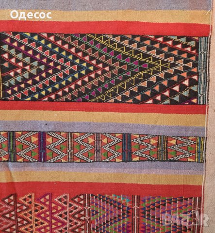 Уникален Марокански ръчно тъкан килим, снимка 4 - Антикварни и старинни предмети - 39152316