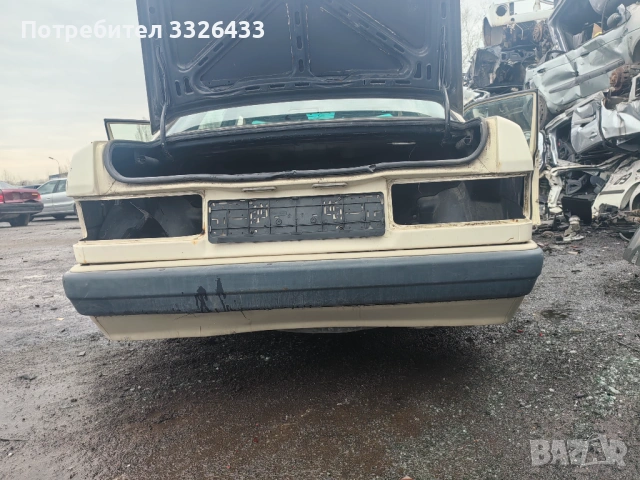 Оригинална задна бирня широка лайстна от Мерцедес 190 , снимка 4 - Автомобили и джипове - 53722173