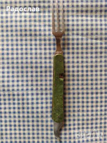 стара сгъваема вилица , снимка 3 - Прибори за хранене, готвене и сервиране - 49876353