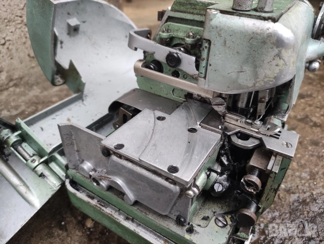 Индустриален оверлог, снимка 2 - Други машини и части - 53022075