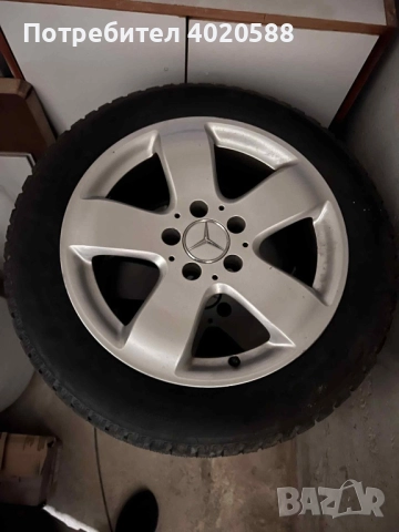 Оригинални джанти Mercedes-Benz (16 инча) със зимни гуми Lassa (DOT 2022) 