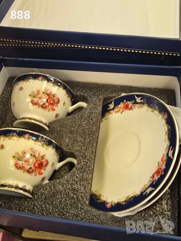 сервиз чаши с чинии