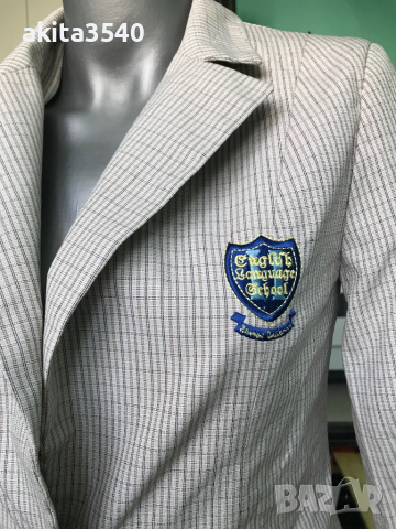 Бежово сако с емблема на 2ра английска гимназия, снимка 6 - Сака - 36206816