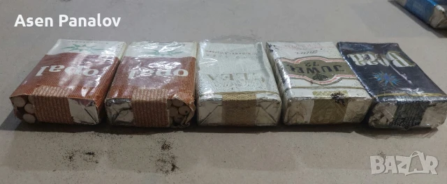 Стари кутии от цигари, снимка 13 - Антикварни и старинни предмети - 44243650