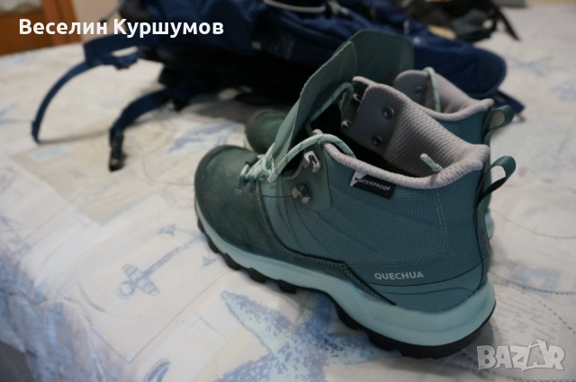 Дамски туристически обувки QUECHUA MH500 MID