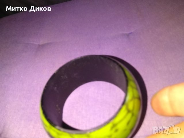 Дървена гривна красива външен диаметър 83мм и вътрешен-65мм