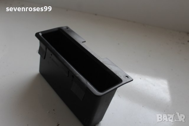 Шкафче фолксваген сеат vw Seat 6K0857925, снимка 4 - Части - 39724780