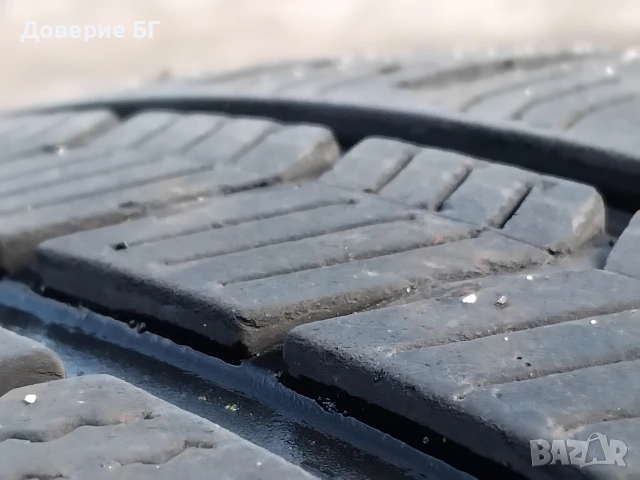 Гуми 225 50 17 Вредещайн Vredestein 2 броя. Нов внос. Не са нови!, снимка 2 - Гуми и джанти - 53642969