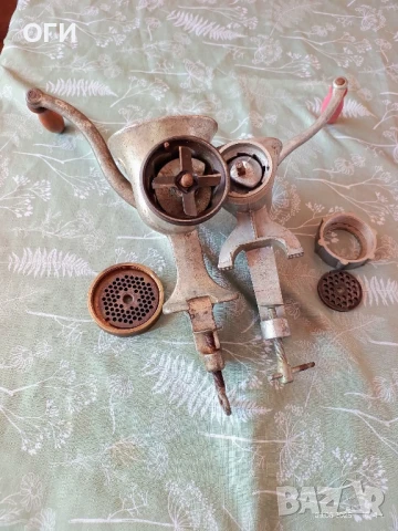 Ръчна месомелачка 2 бр., снимка 6 - Месомелачки - 50604895