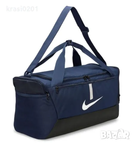 Оригинален сак на Nike! 41литра, 50/30/30см., снимка 2 - Сакове - 49651784