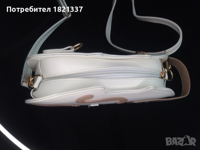 Дамска чанта , снимка 3 - Чанти - 51897768