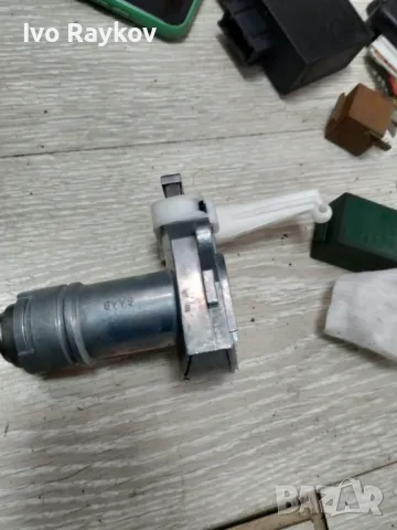 Патронник , ключ за SAAB 93 ,95, 900, снимка 3 - Части - 50277472