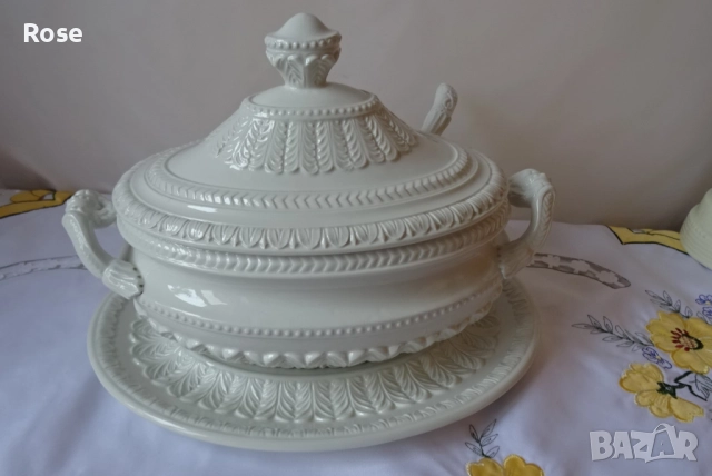 Супник бяла глазирана керамика, ръчно изработен , внос от  Италия.  , снимка 3 - Аксесоари за кухня - 52693813