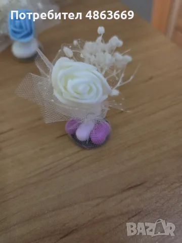 СВАТБЕНИ БУТОНИЕРИ, ГРИВНИ , ПРЪСТЕНИ И КЪСМЕТЧЕТА ЗА ХВЪРЛЯНЕ 💍👰‍♀️🤵, снимка 4 - Декорация - 55715070