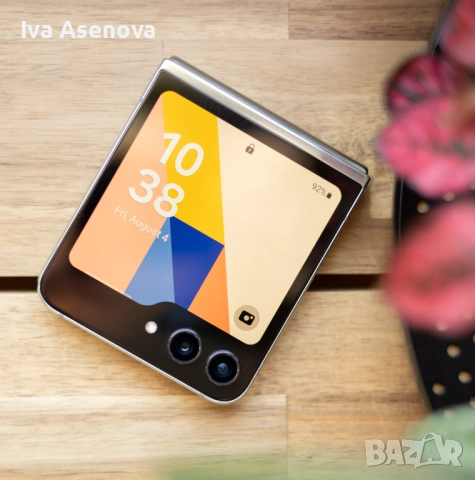 Samsung Galaxy Z Flip 5 – Като НОВ + ПОДАРЪК нов калъф, снимка 3 - Samsung - 52910055