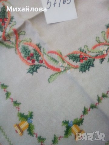 Ленено каре с ръчна бродерия"Коледа", снимка 4 - Гоблени - 34724657