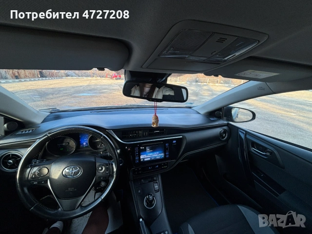 Toyta Auris Hybrid със сменена нова гаранционна батерия, снимка 5 - Автомобили и джипове - 53337211