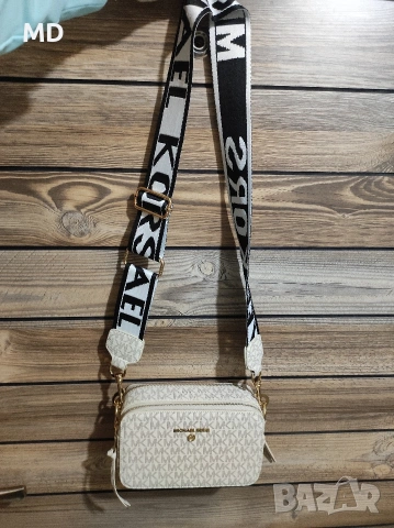 МК дамска чанта , снимка 5 - Чанти - 53225750
