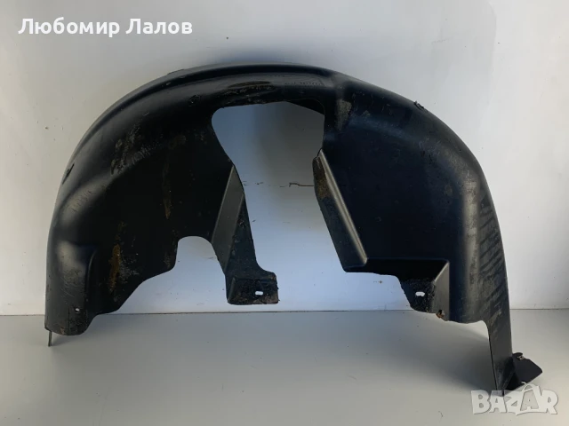 Заден десен подкалник Seat Altea (04-09)г. 5P0810969