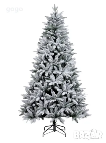 Заснежена коледна елха, снимка 1